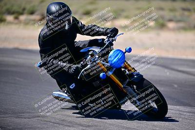 media/Mar-25-2024-Moto Forza (Mon) [[8d4319bd68]]/4-Novice Group/Session 3 (Turn 16 Inside)/